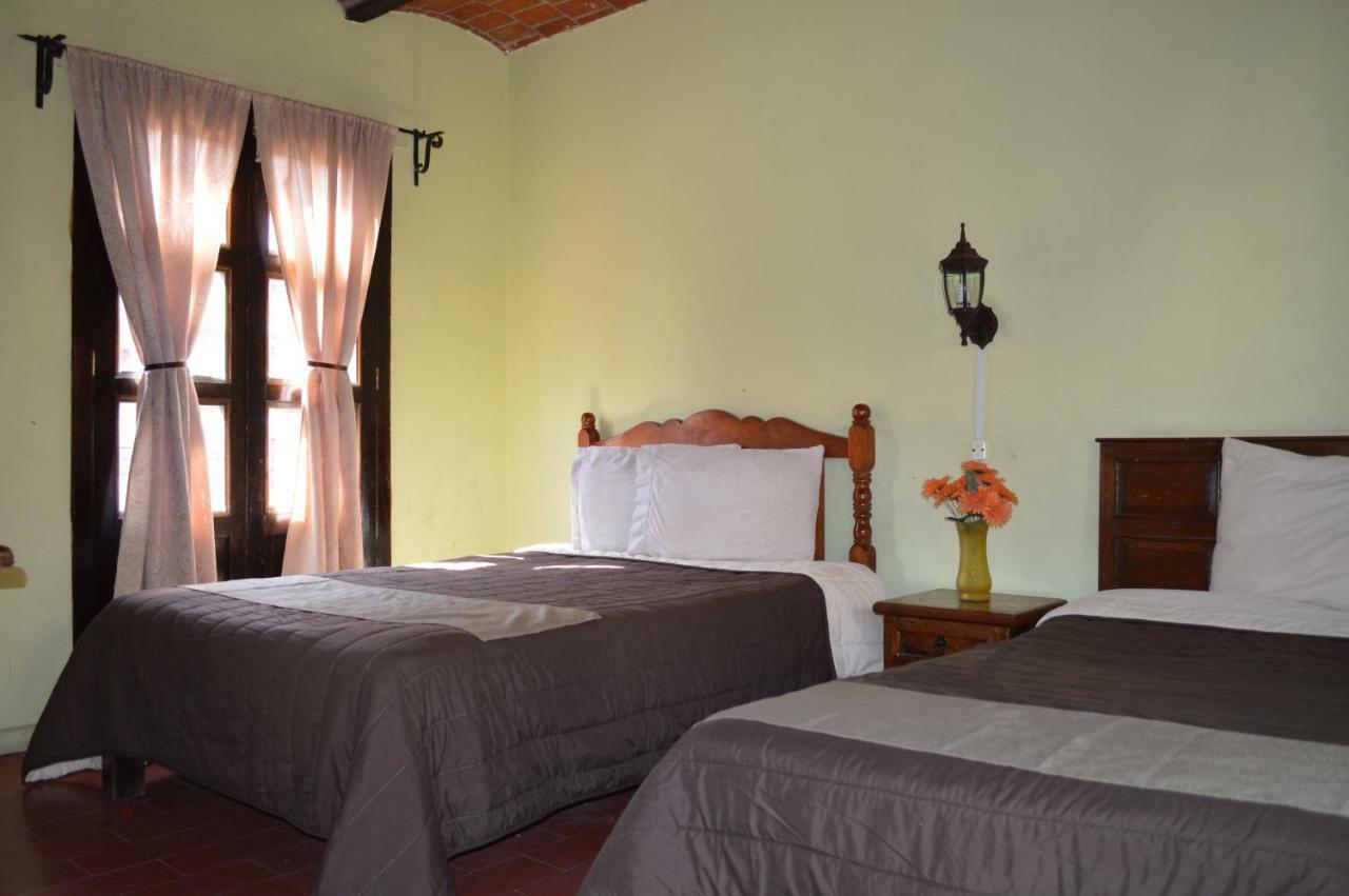 Hotel Dos Rios 2*